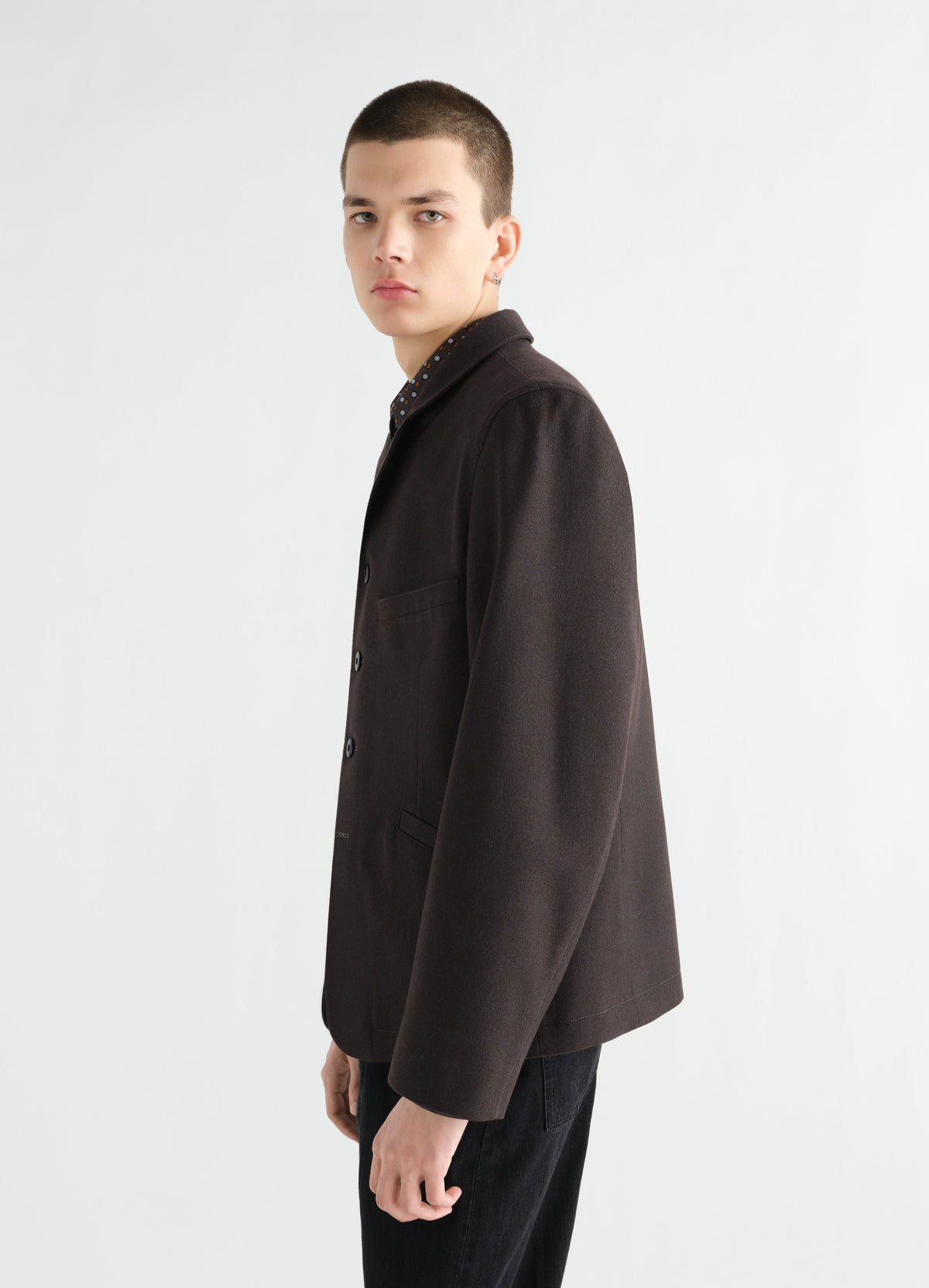 LEMAIREの新作ジャケット「UTILITY TAILORED JACKET」登場