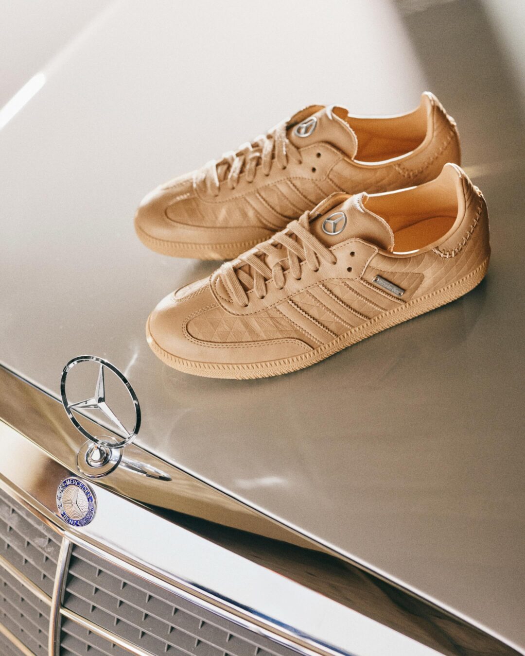 Mercedes-Benz × adidas Originals SAMBA OGが10/13発売！