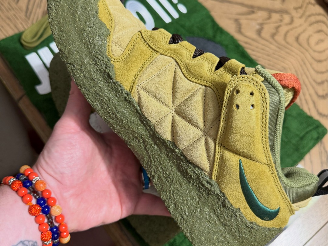Goss!p｜CPFMとNIKEのコラボスニーカー「AIR FLEA 1」が登場！