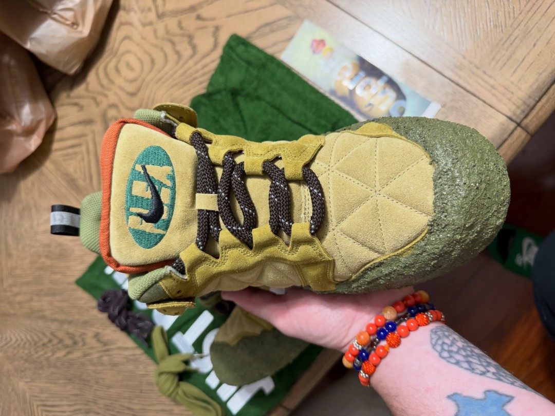 Goss!p｜CPFMとNIKEのコラボスニーカー「AIR FLEA 1」が登場！