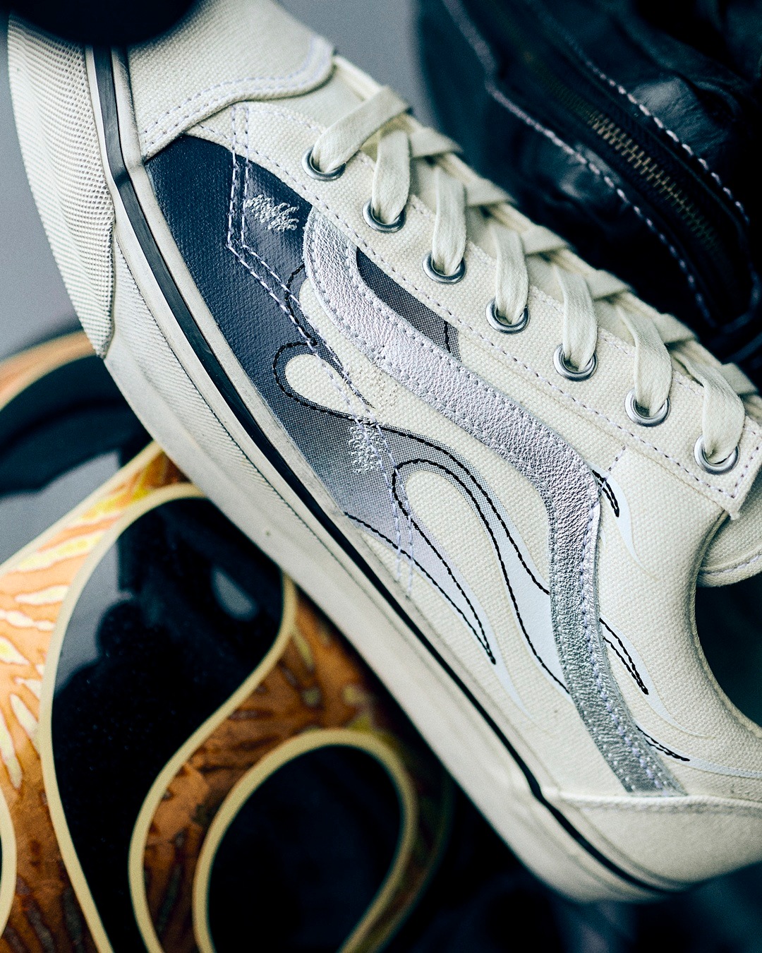 VANSの新作！オールドスクール フレイムが10/4発売