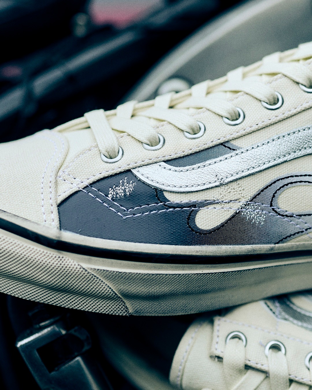 VANSの新作！オールドスクール フレイムが10/4発売