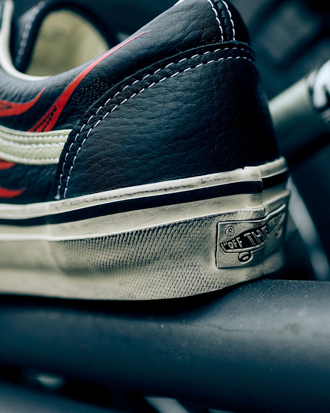 VANSの新作！オールドスクール フレイムが10/4発売