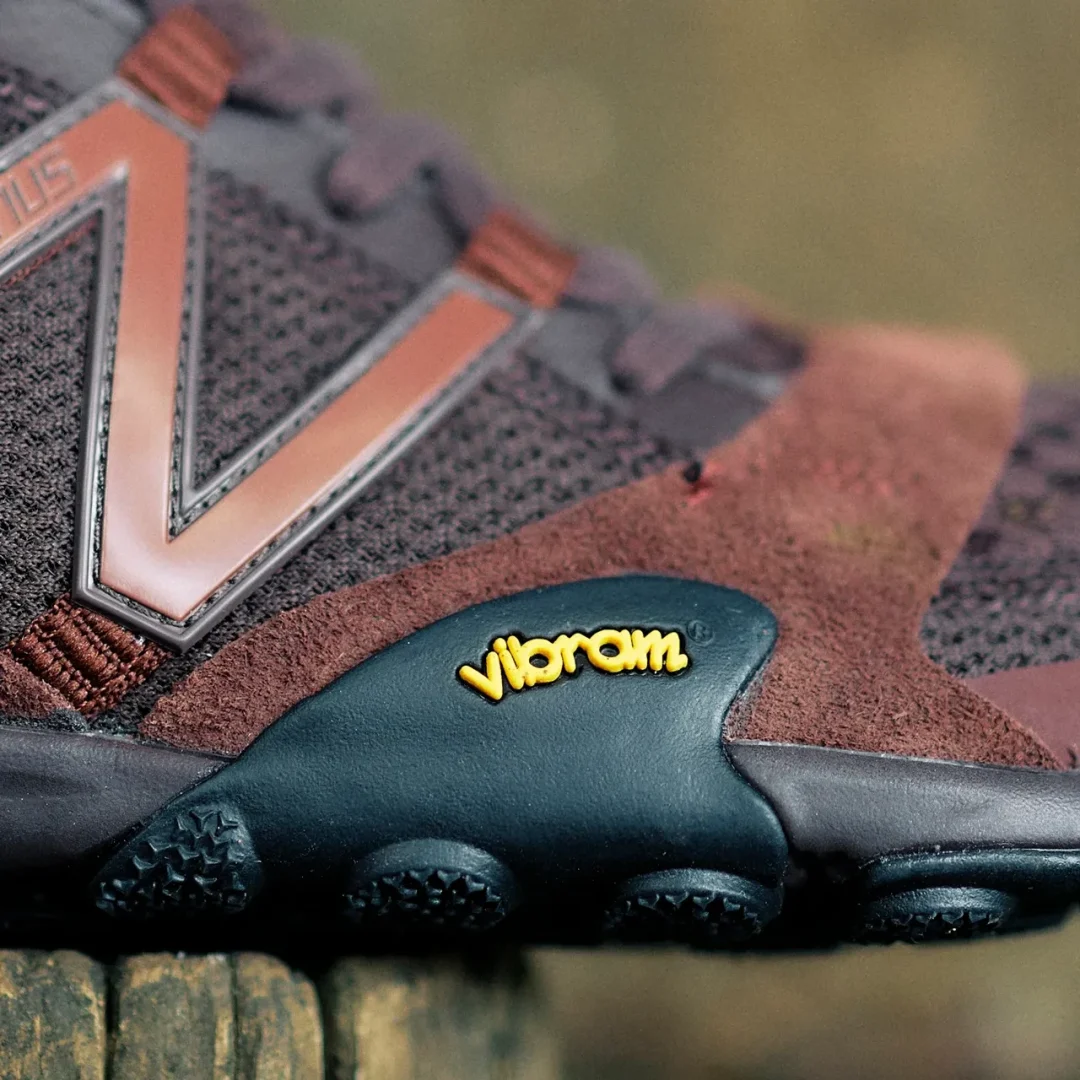 New Balance MINIMUS MT10O 6AJ/3XB “Burgundy/Brown” 10/7発売