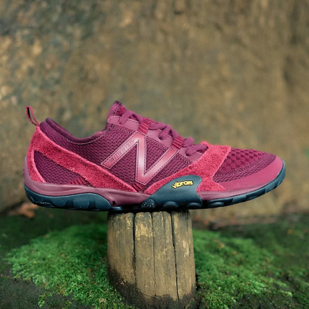 New Balance MINIMUS MT10O 6AJ/3XB “Burgundy/Brown” 10/7発売