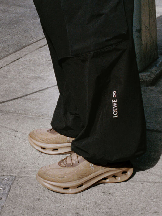 Goss!p|LOEWE x On新作スニーカーが10/14・15に発売!