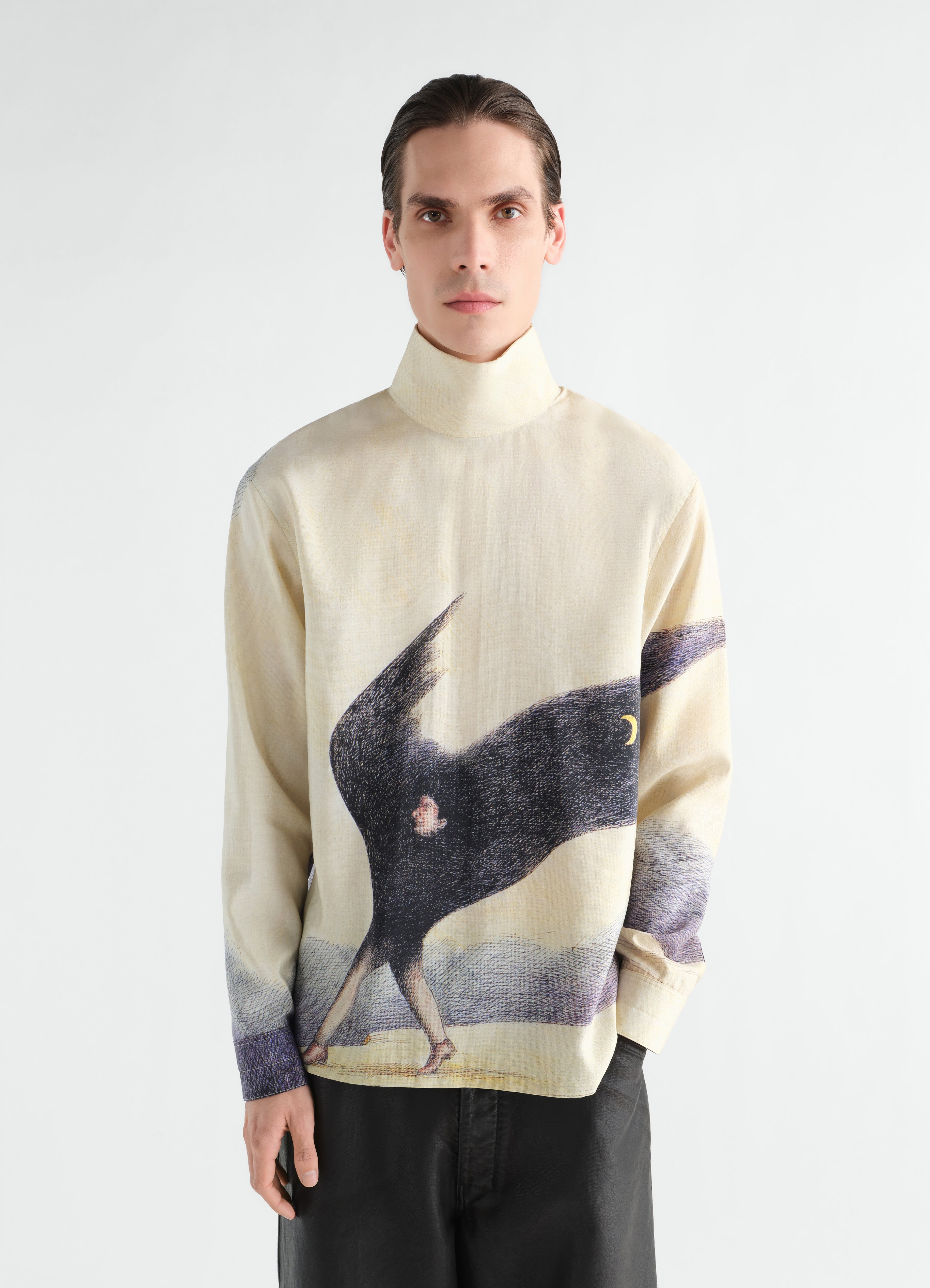LEMAIRE LA NUIT QUI MARCHE PRINTED HIGH NECK TOP IN SILK BLEND OT0027 LF1727 2026年10月12日発売