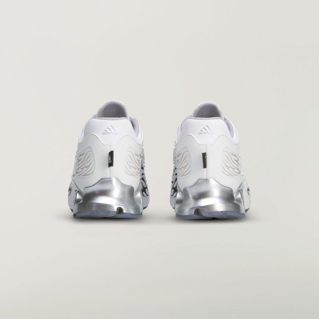 Hellstar x adidas Originals MEGARIDE S2、8月8日発売!