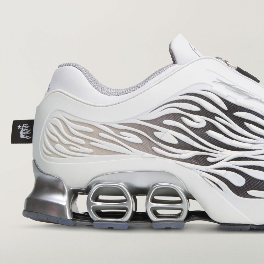 Hellstar x adidas Originals MEGARIDE S2、8月8日発売!