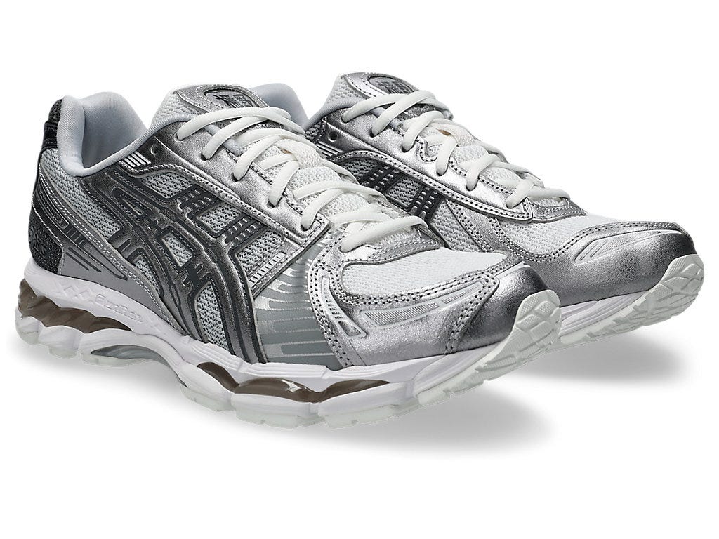 ASICS GEL-KAYANO 12.1 “WHITE/COCOA POWDER” 10/8発売
