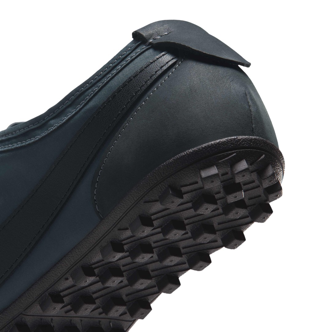 NIKE MOON SHOE OG “アンスラサイト/ブラック”、10/1発売決定!