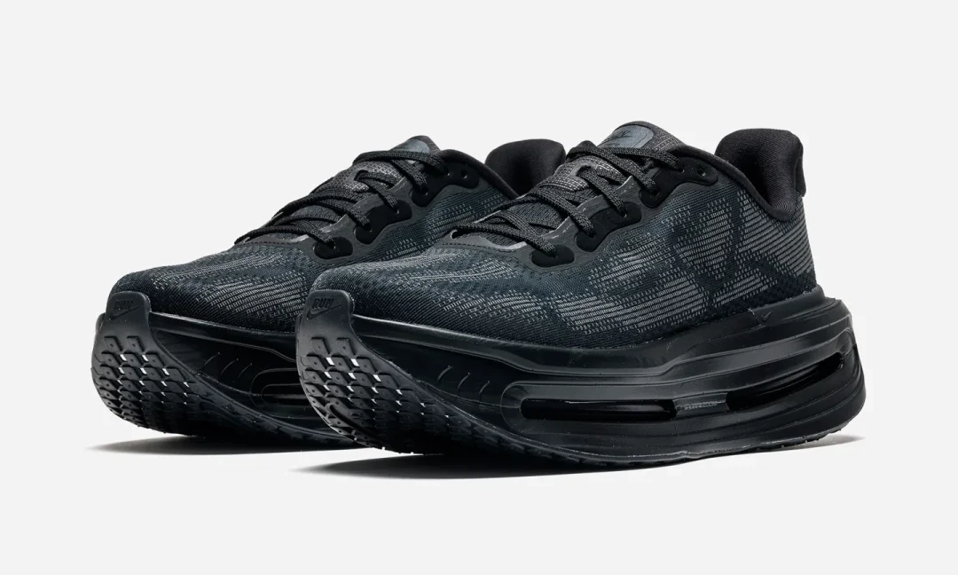 NIKE VOMERO PREMIUM SP “Skeleton”が10月15日発売！