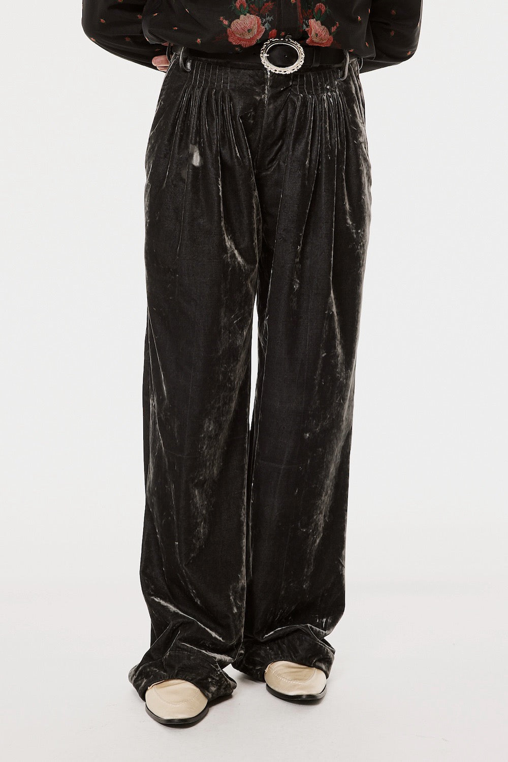 MASU VELVET ACCORDION WIDE TROUSERS M26H9PL010 2026年秋冬コレクション