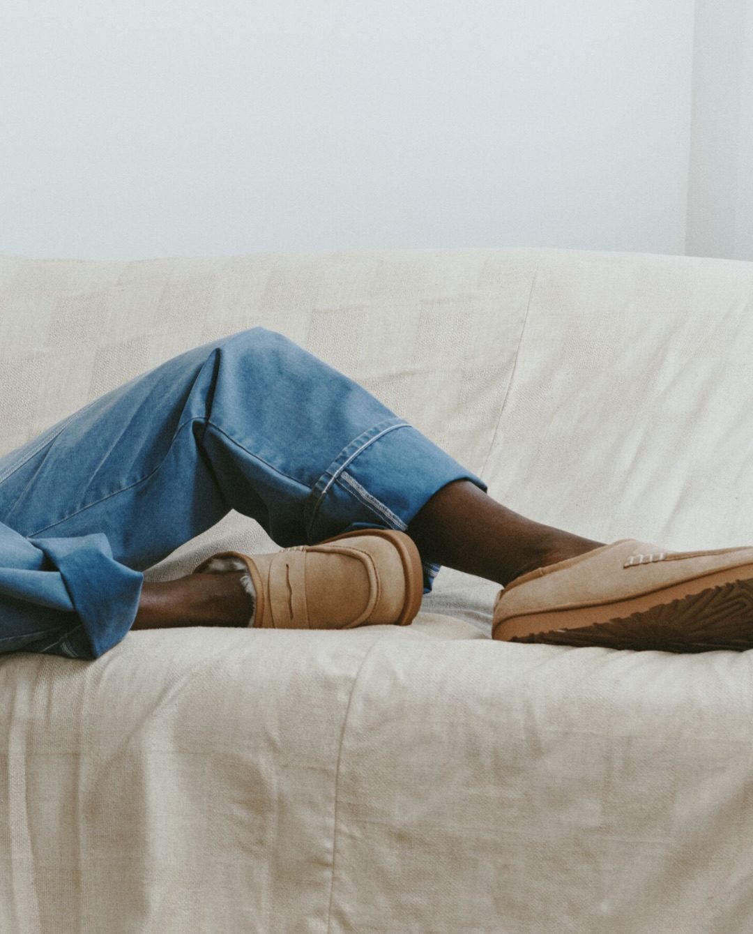 UGGとJ.W. ANDERSONのコラボが10月15日に登場