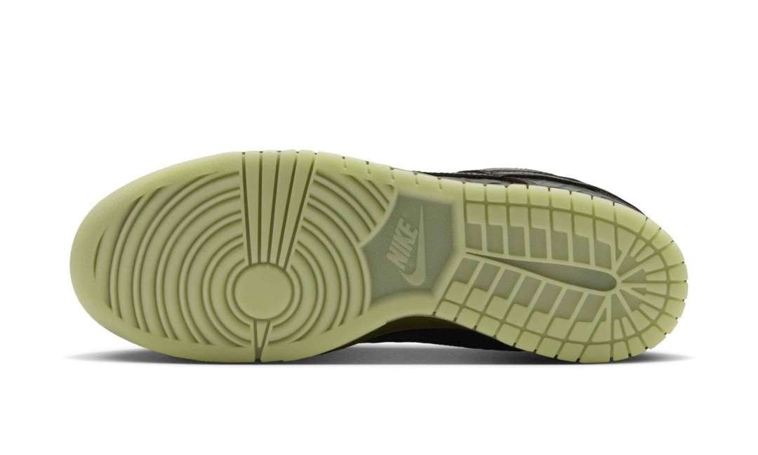 NIKE DUNK LOW PREMIUM “Halloween/Bog Green/Black” 10/23発売予定