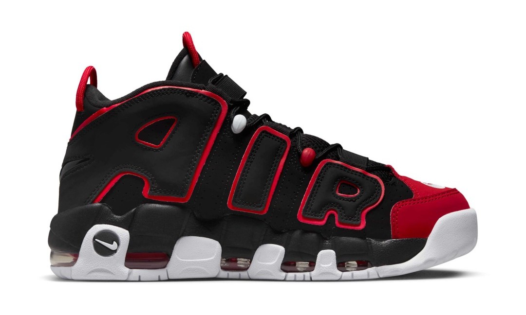 NIKE AIR MORE UPTEMPO “Black/University Red”が10月9日登場！
