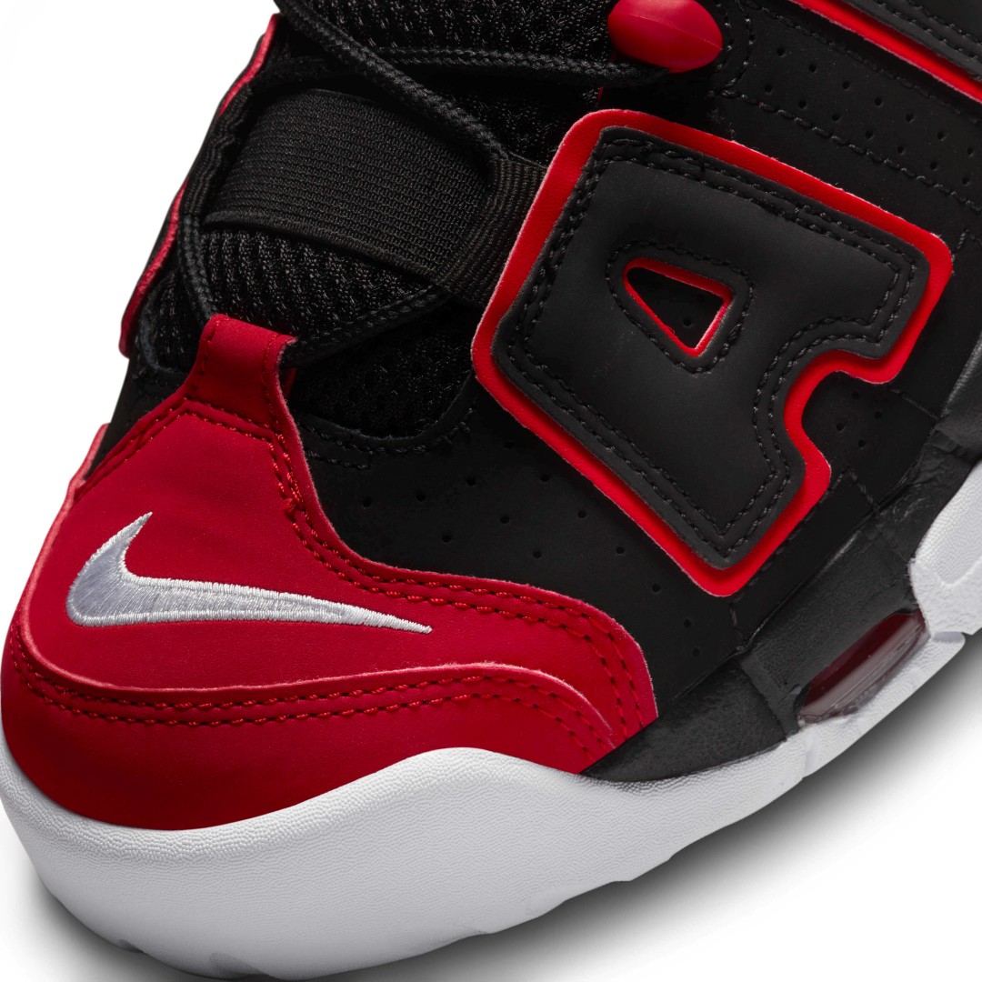 NIKE AIR MORE UPTEMPO “Black/University Red”が10月9日登場！