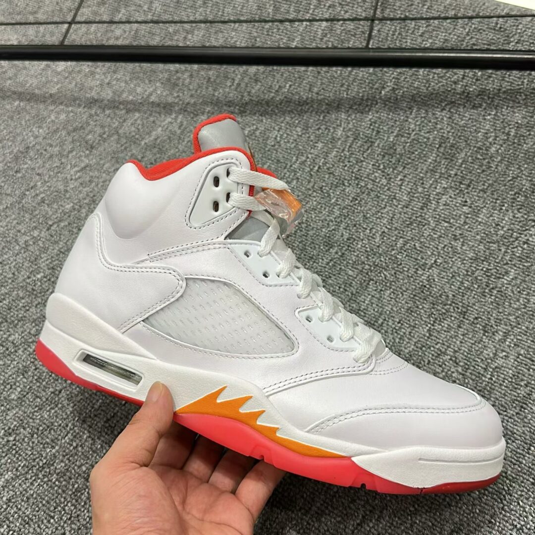 Goss!p｜復刻決定！NIKE AIR JORDAN 5 “ホワイト/サンセット”が登場