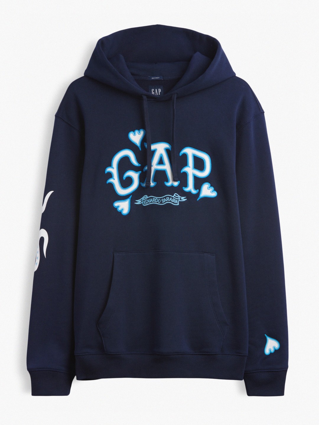 Gapが新作ロゴフーディーを10月20日に発売