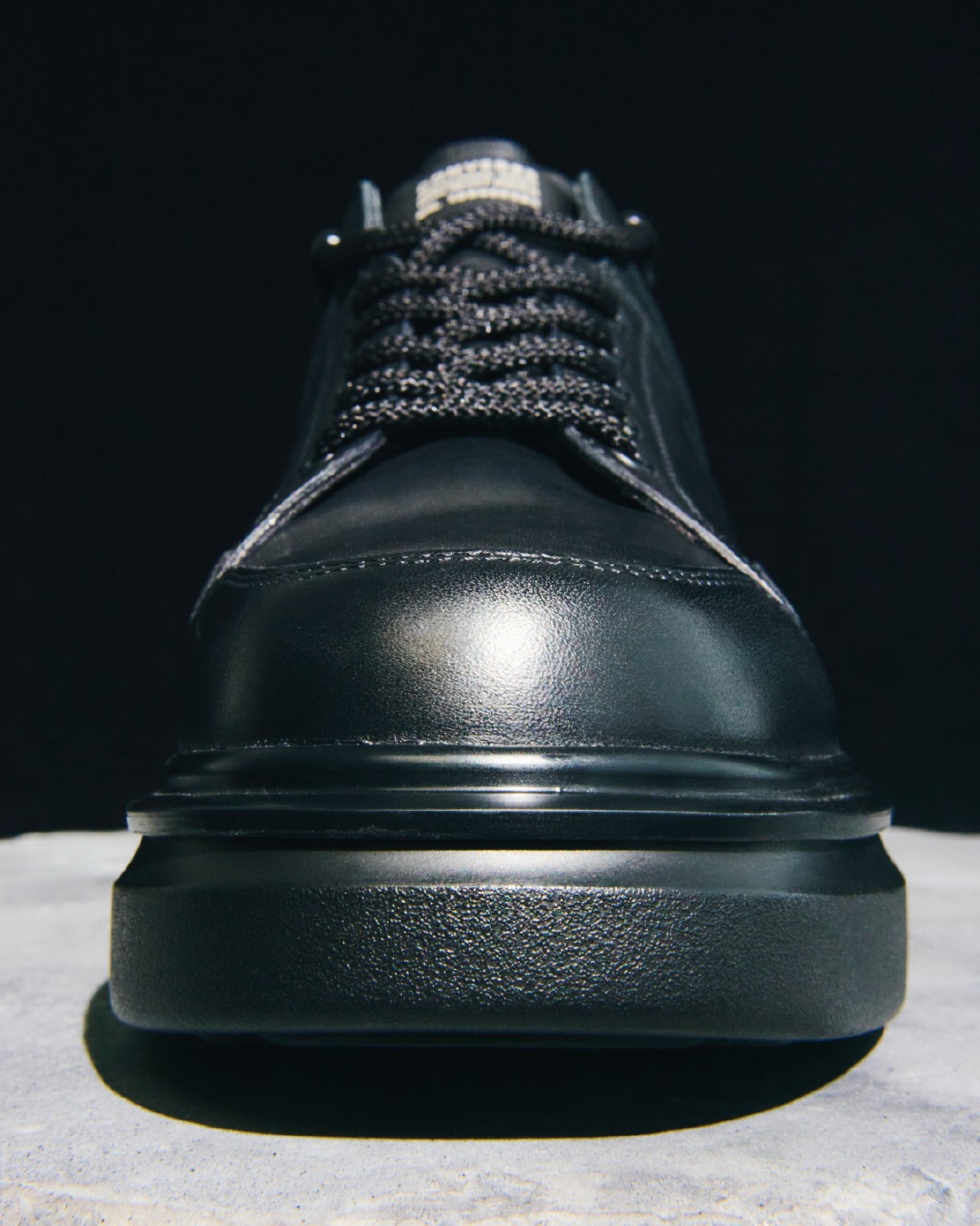 2026年10月20日発売！CONVERSE ROYAL STAR レザーコレクション