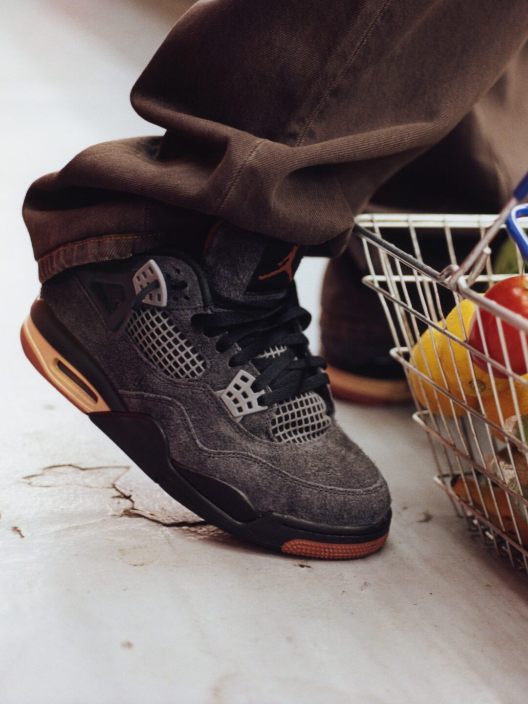 Goss!p｜待望の新作！NIKE AIR JORDAN 4 RETRO “London” 発売間近
