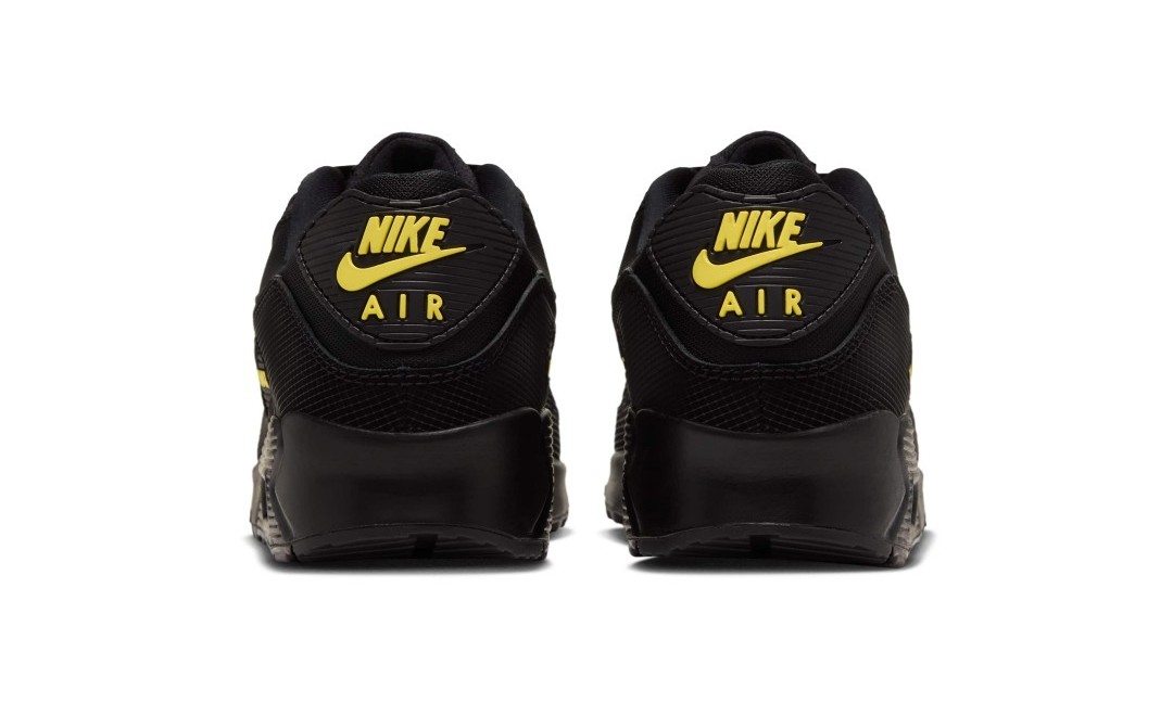 2026年10月23日発売 NIKE AIR MAX 90 “Black/Chrome Yellow”