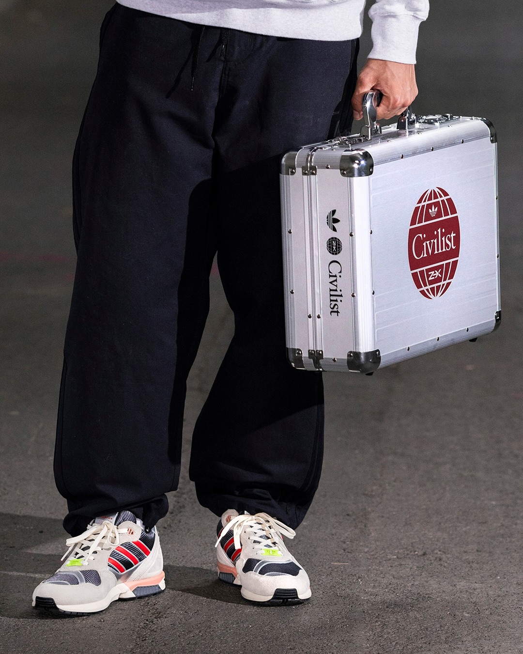 Goss!p｜Civilist Berlin × adidas Originals ZX 6001 TXLが8月22日登場予定