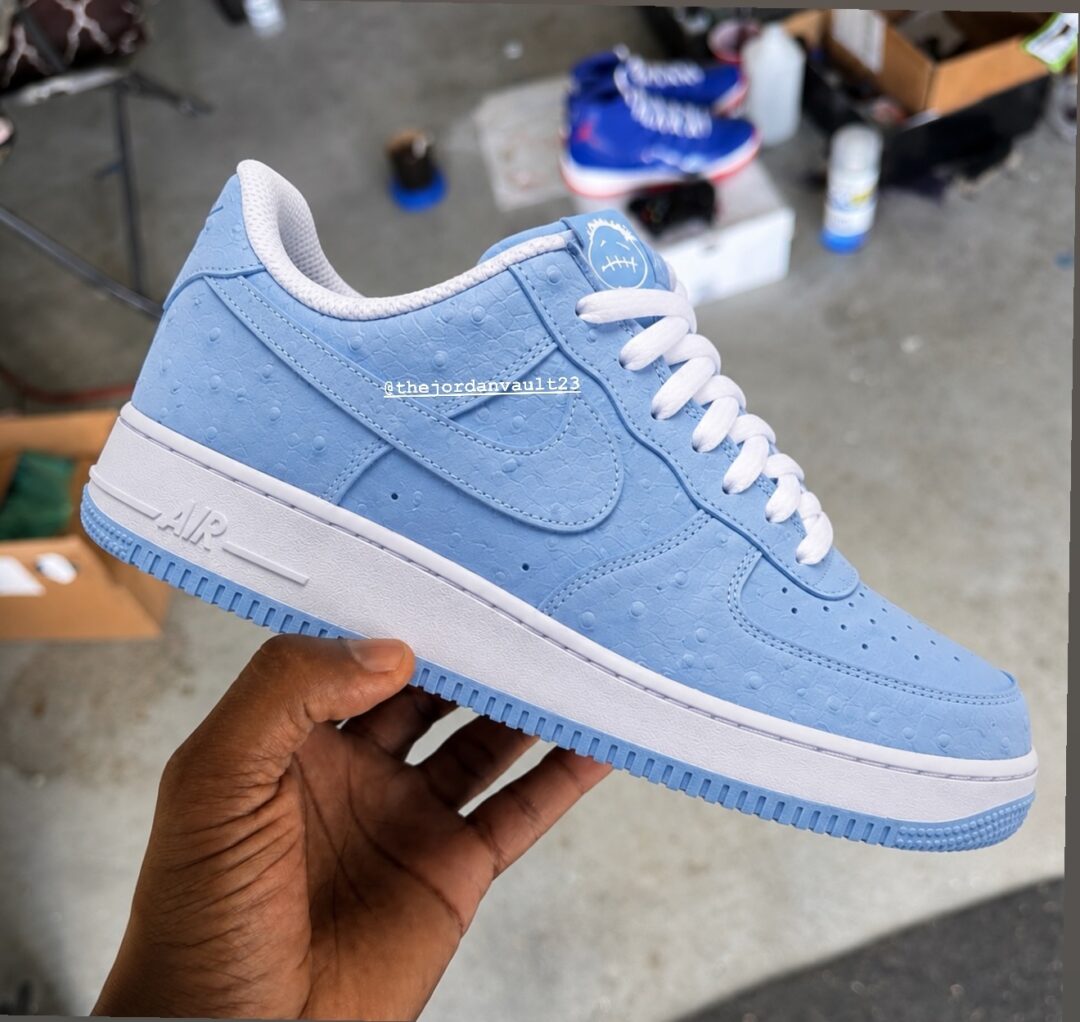 トラヴィス・スコット新作！NIKE AIR FORCE 1 LOW登場