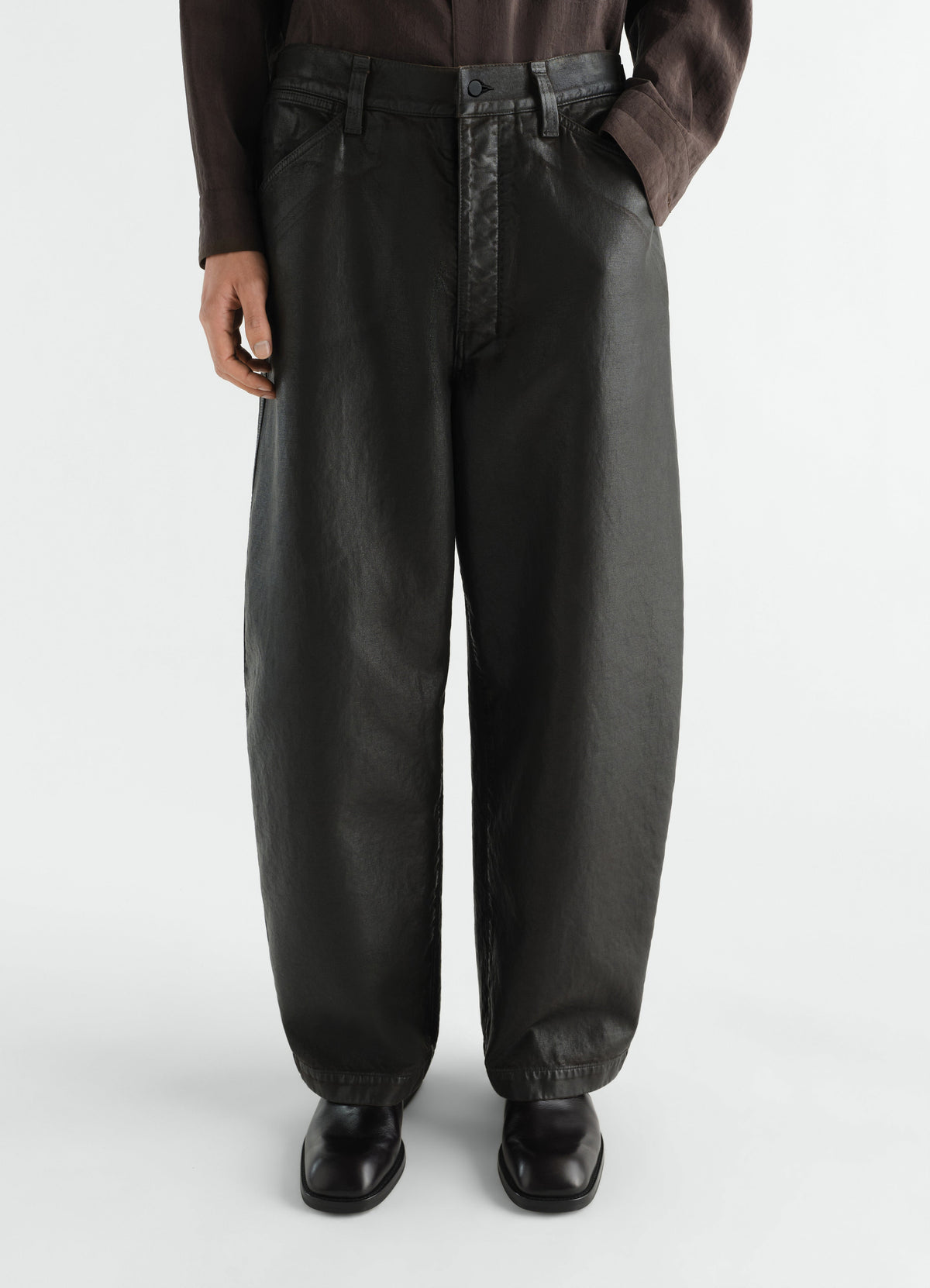 LEMAIREの新作MAXI WORKWEAR PANTSが登場！
