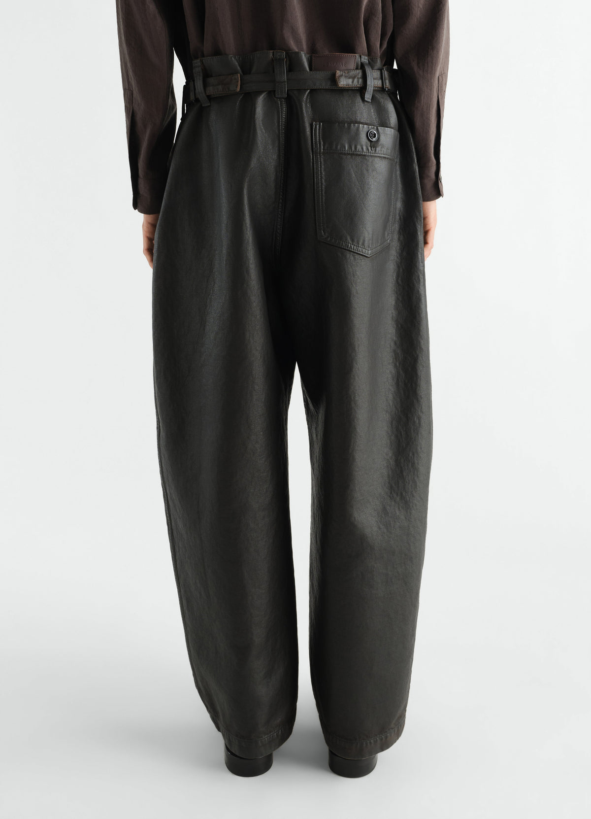 LEMAIREの新作MAXI WORKWEAR PANTSが登場！