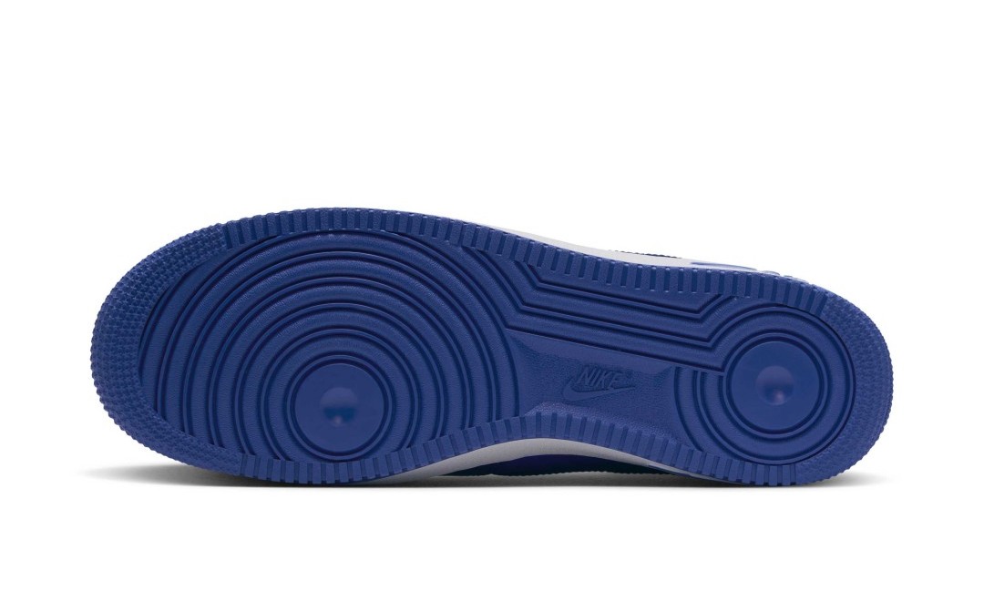 NIKE AIR FORCE 1 LOW “Patent Leather/Deep Royal Blue”発売