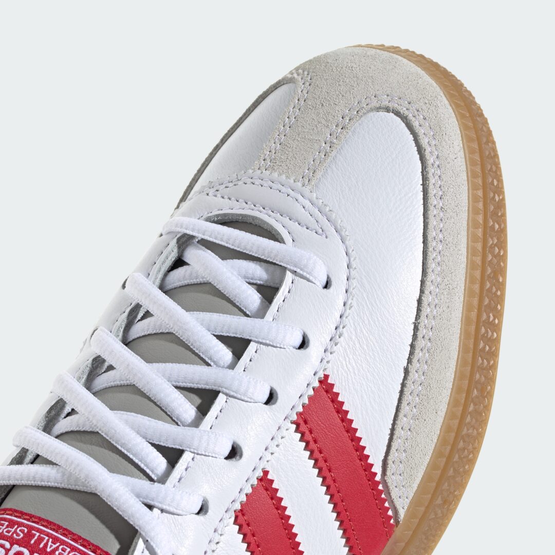 リバプールFCとadidasの新作、HANDBALL SPEZIAL & SLIDEが登場！