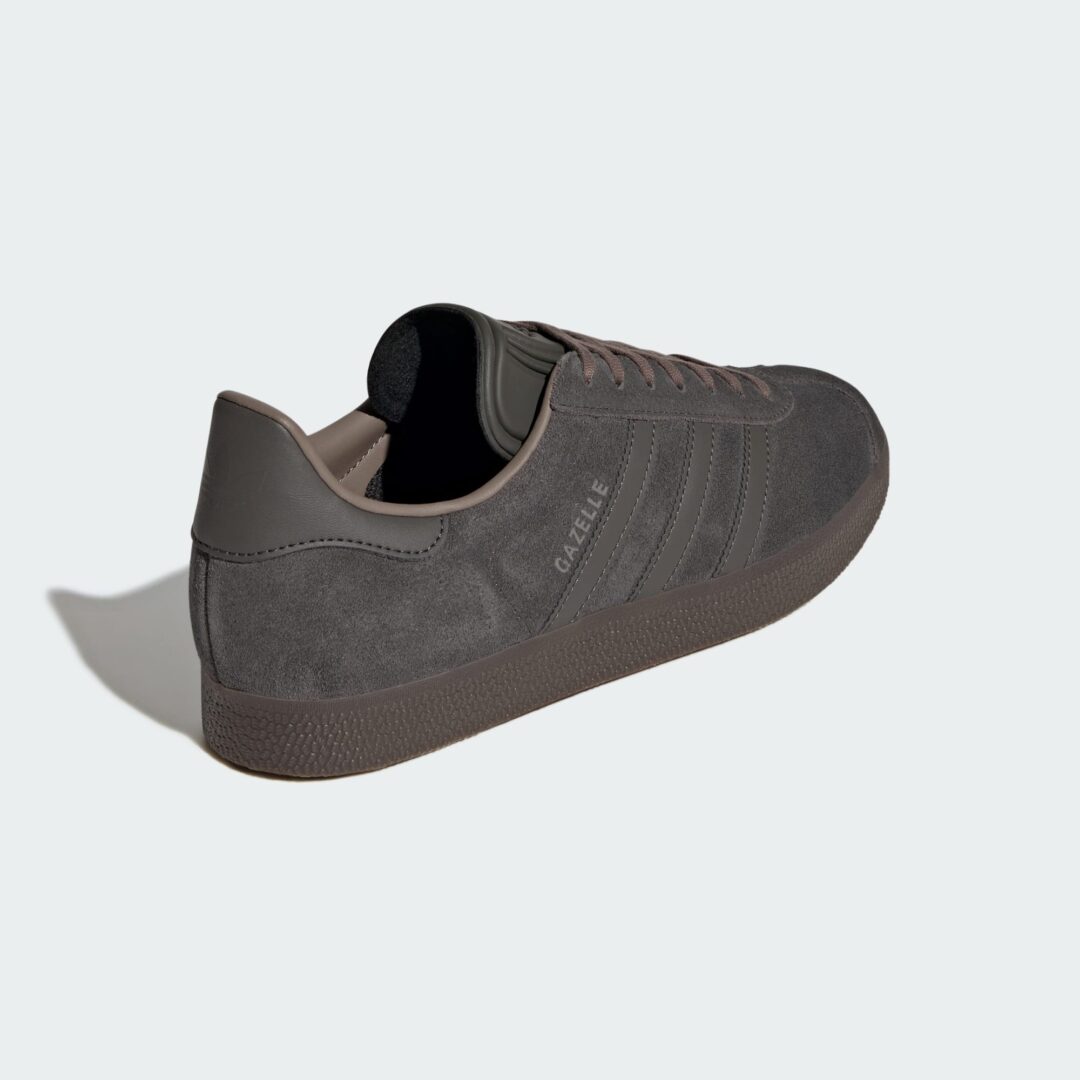 adidas Originals GAZELLE OG “チャコールグレー”が10/9に登場