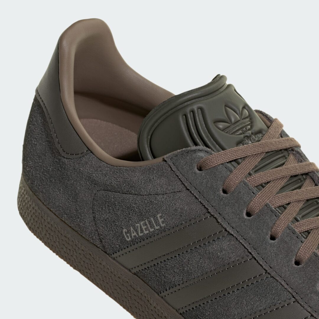 adidas Originals GAZELLE OG “チャコールグレー”が10/9に登場