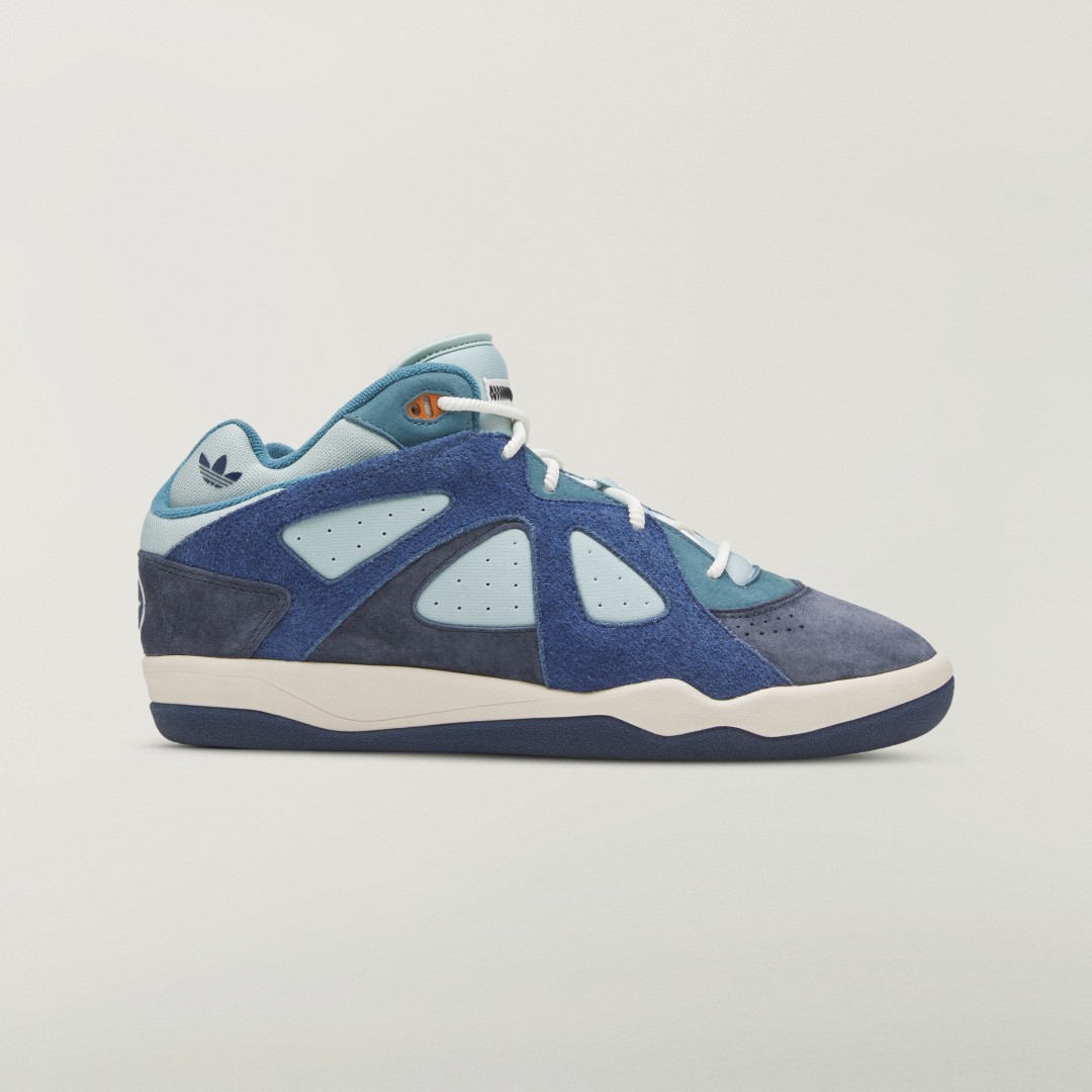 Goss!p｜BAD BUNNYとadidasの新作スニーカーが登場！