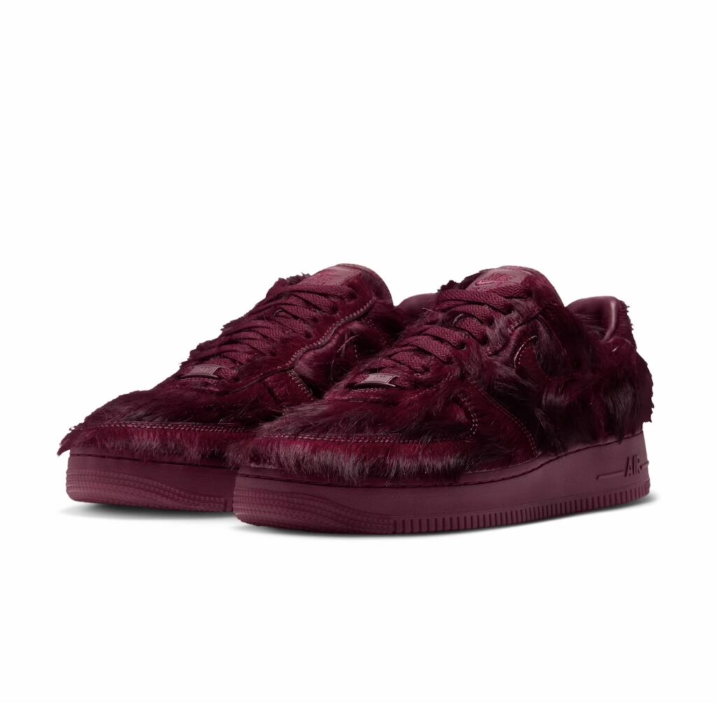 Nike Air Force 1 Low QS “Team Red Pony” IR1940-600が10月15日発売!