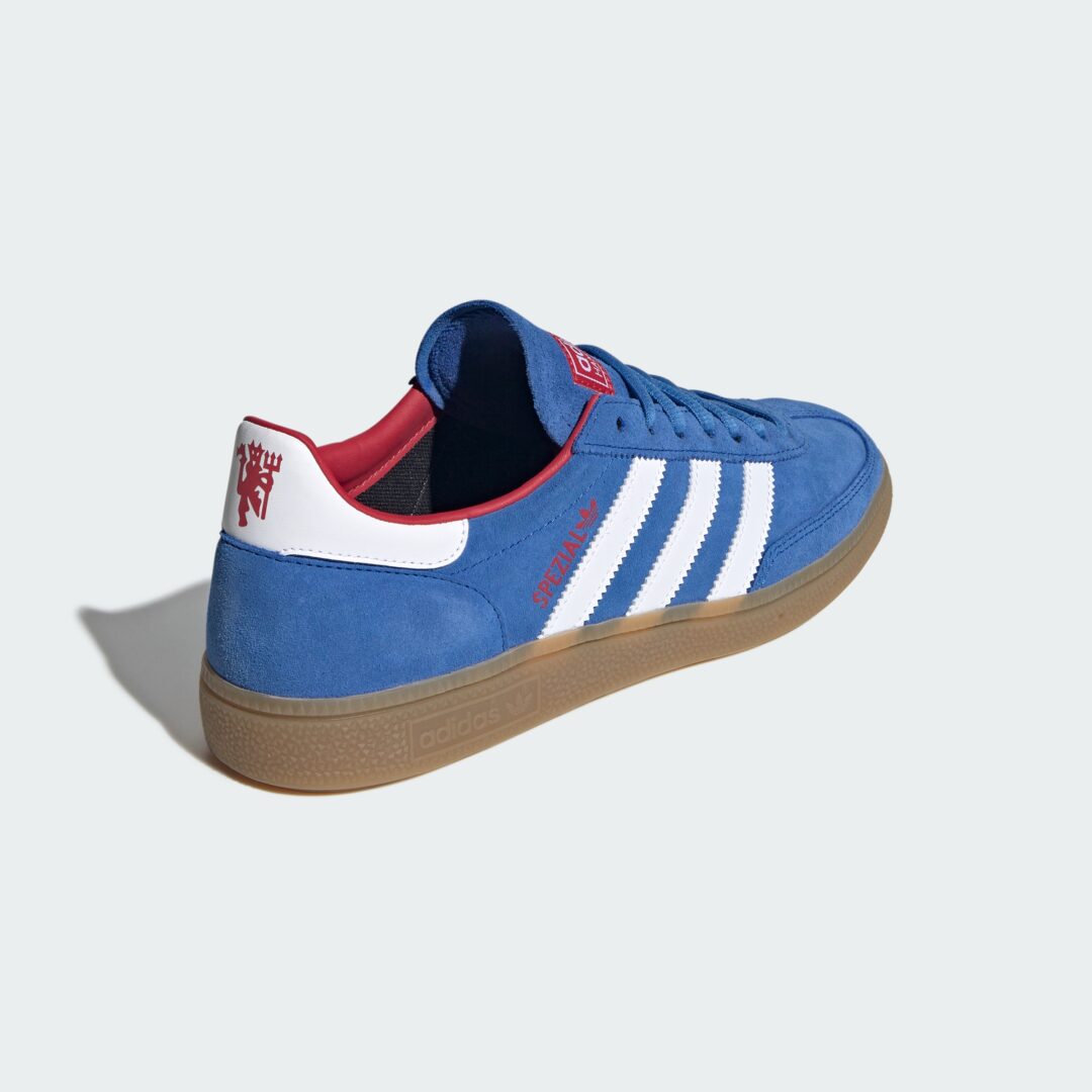 マンチェスター・ユナイテッド × adidas HANDBALL SPEZIAL 7/22発売