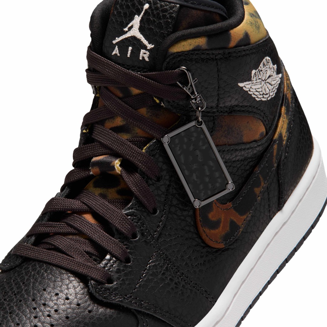 NIKE W AIR JORDAN 1 MID SE “Leopard/Black/Velvet Brown” 10/17発売