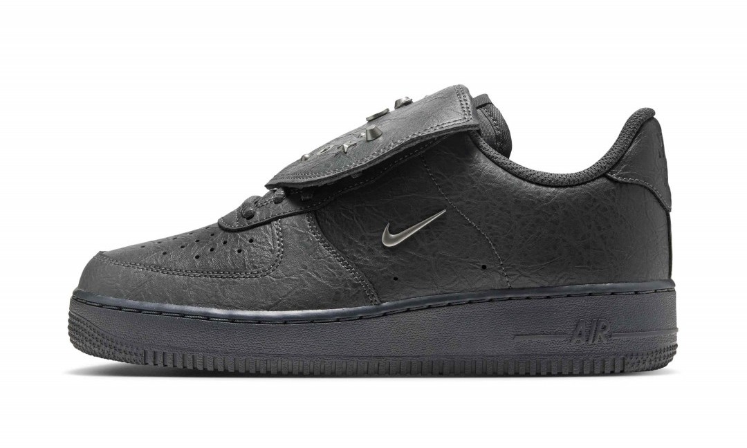 NIKE W AIR FORCE 1 07 LOW “Charms/Long Tongue”が10/8発売