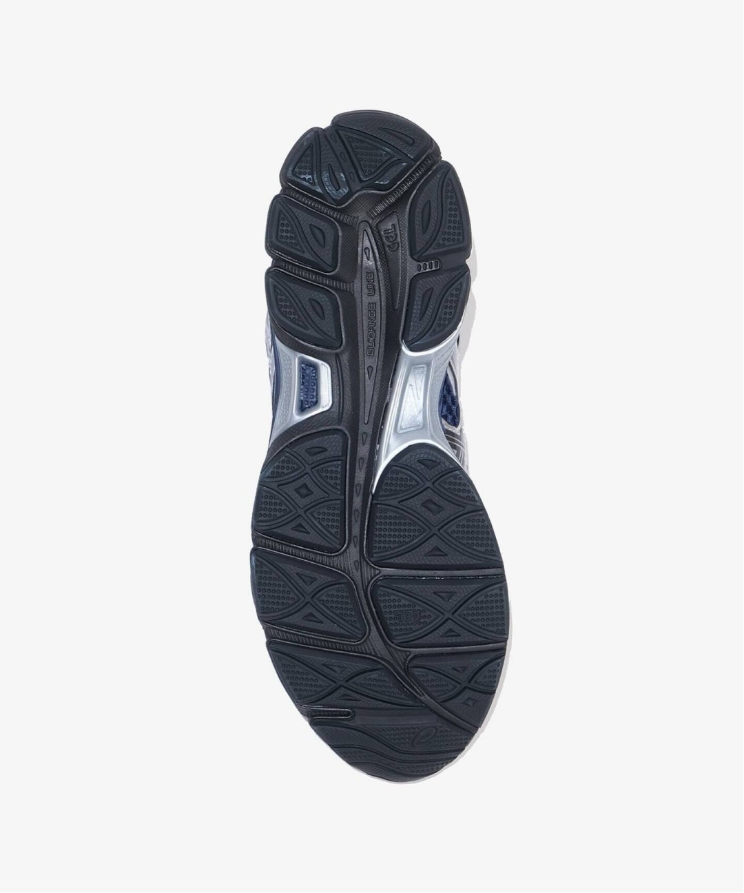 ASICS GEL-CUMULUS 16 “Midnight/Graphite Grey” 10月上旬発売