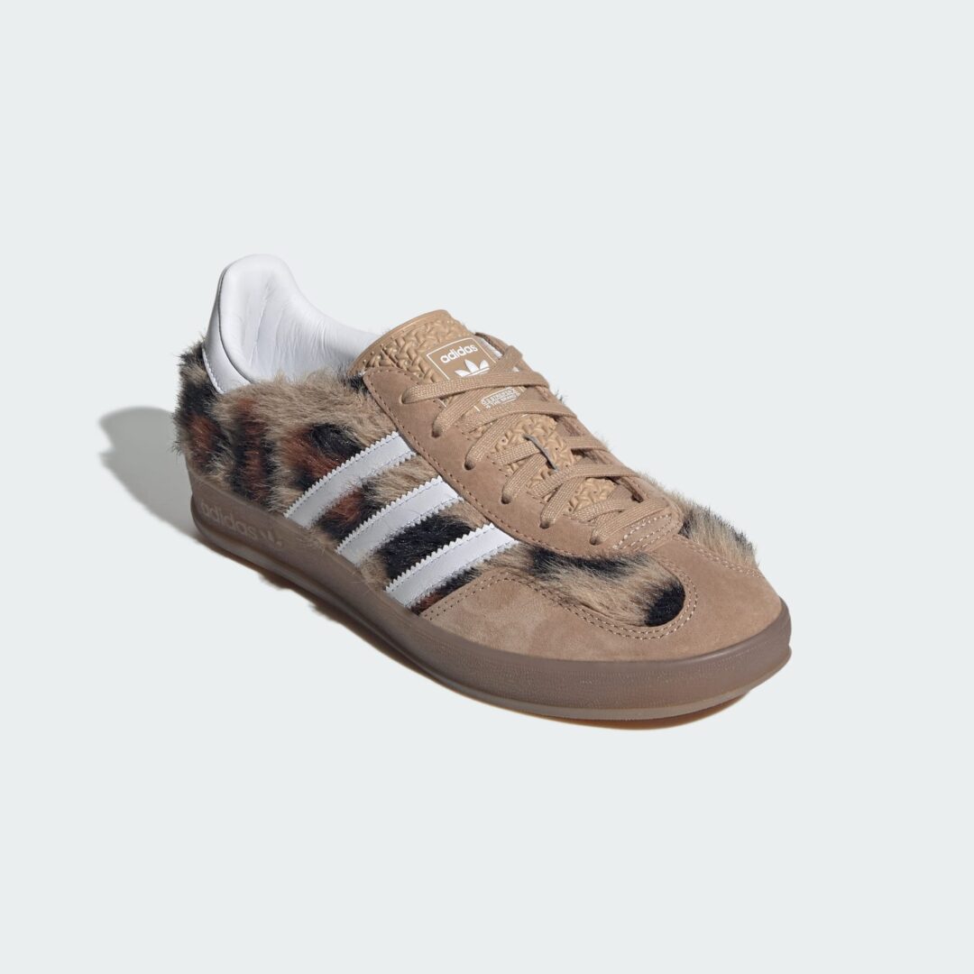atmos pink × adidas GAZELLE INDOOR “Trinity Leopard” 10/25発売