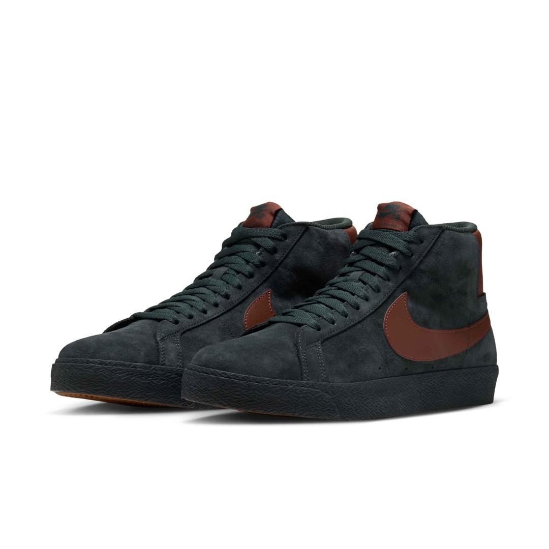 NIKE SB ZOOM BLAZER MID “Black Spruce/Corduroy Brown” 9/28発売