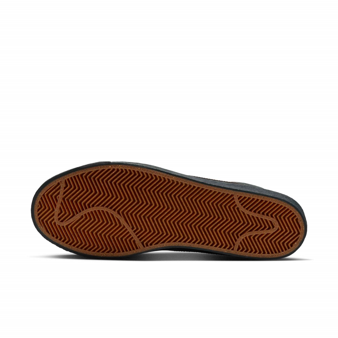 NIKE SB ZOOM BLAZER MID “Black Spruce/Corduroy Brown” 9/28発売