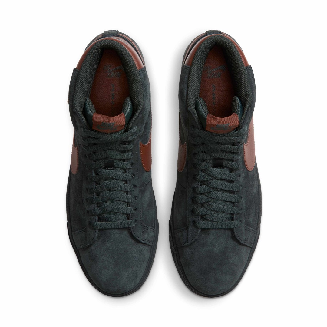 NIKE SB ZOOM BLAZER MID “Black Spruce/Corduroy Brown” 9/28発売