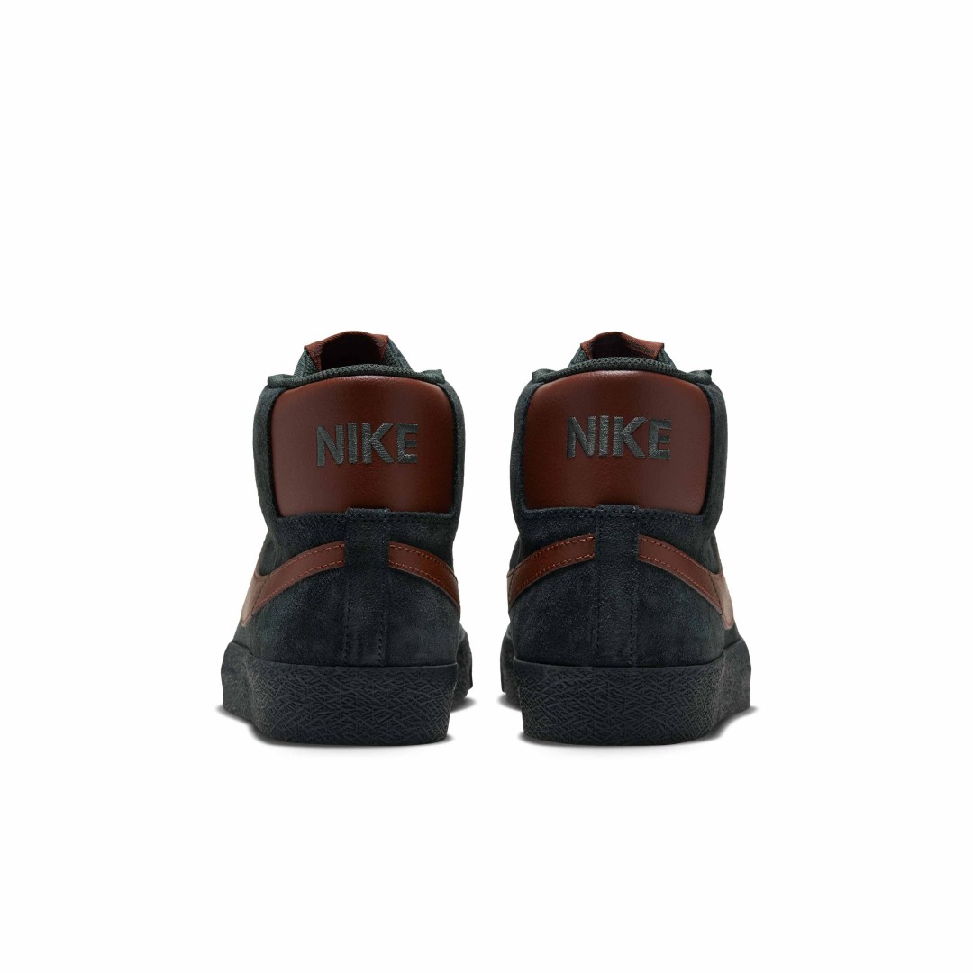 NIKE SB ZOOM BLAZER MID “Black Spruce/Corduroy Brown” 9/28発売