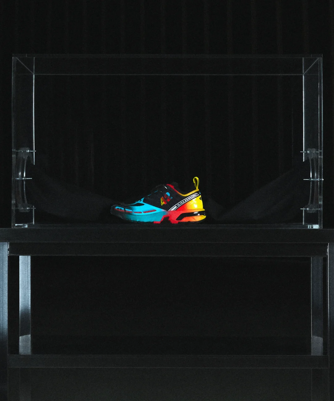 Goss!p｜Salomon × L’Art de L’Automobile コラボスニーカー発売決定