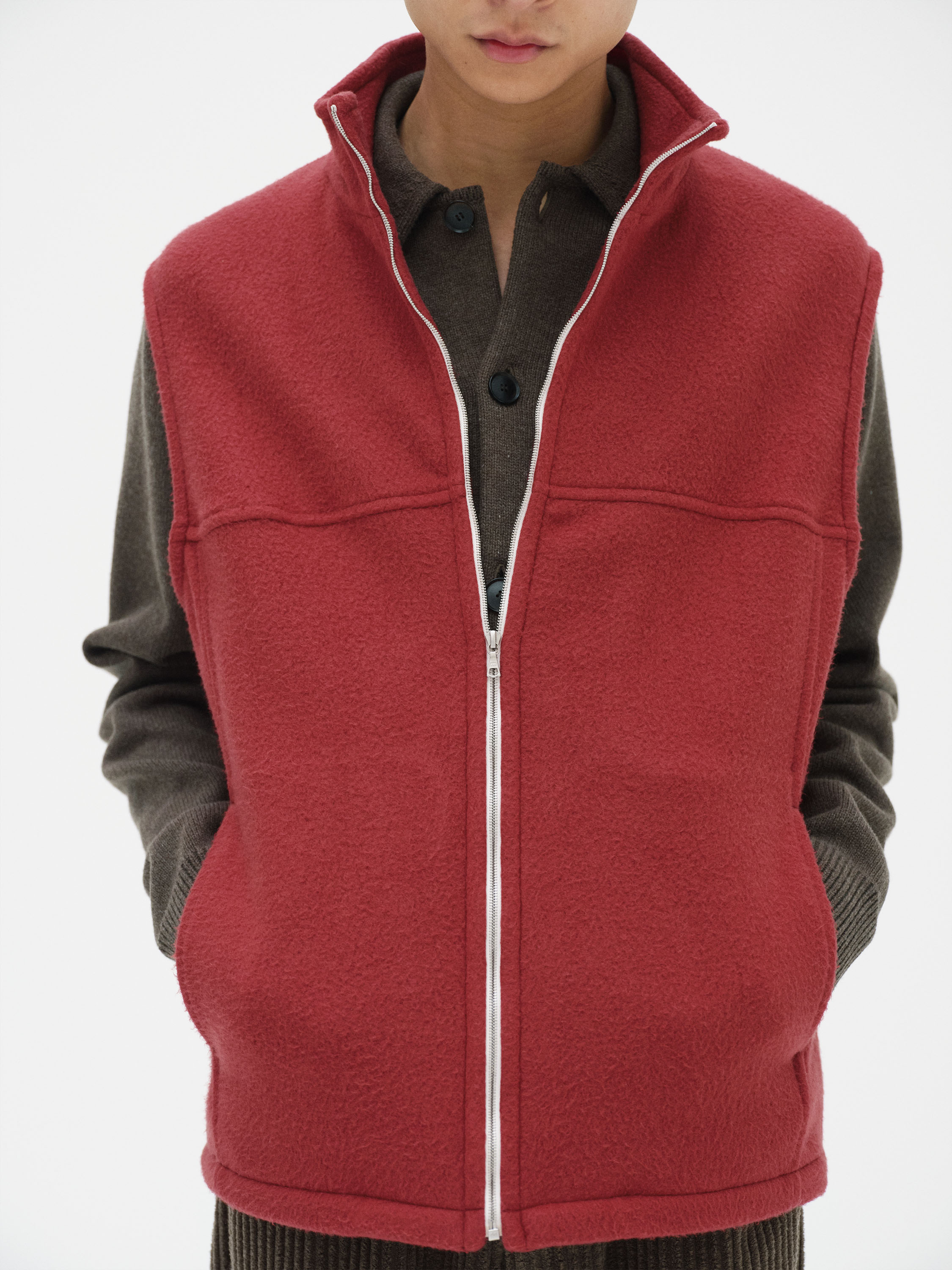 AURALEEの新作PURE SILK COMFORT FLEECE VESTが登場