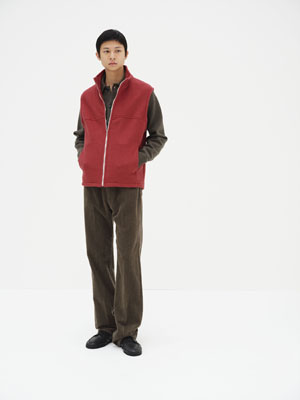AURALEEの新作PURE SILK COMFORT FLEECE VESTが登場