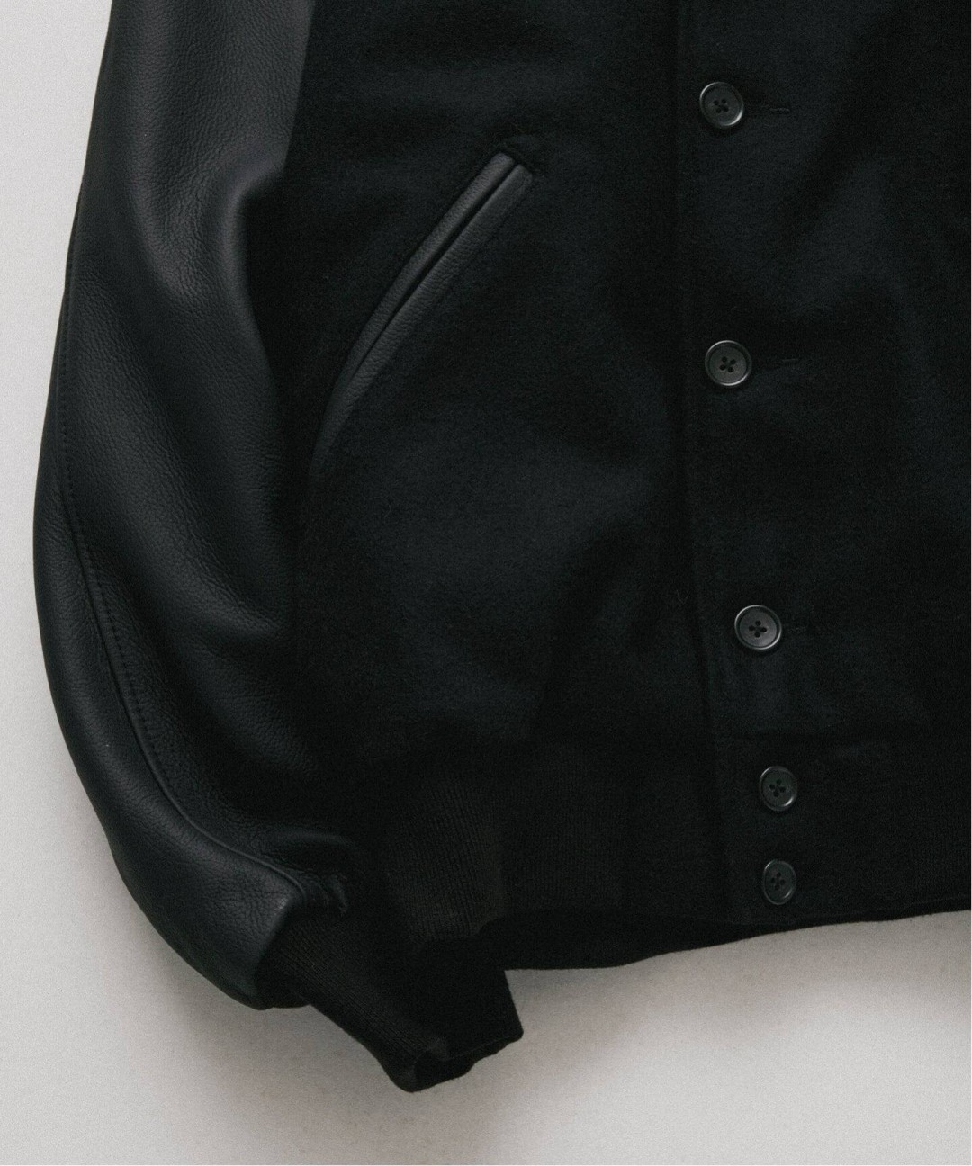 JOURNAL STANDARD relume × SKOOKUM 別注アワードジャケットが12月発売