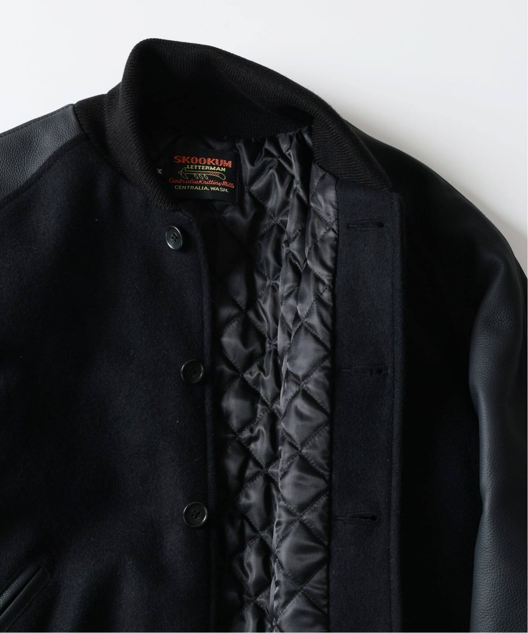 JOURNAL STANDARD relume × SKOOKUM 別注アワードジャケットが12月発売